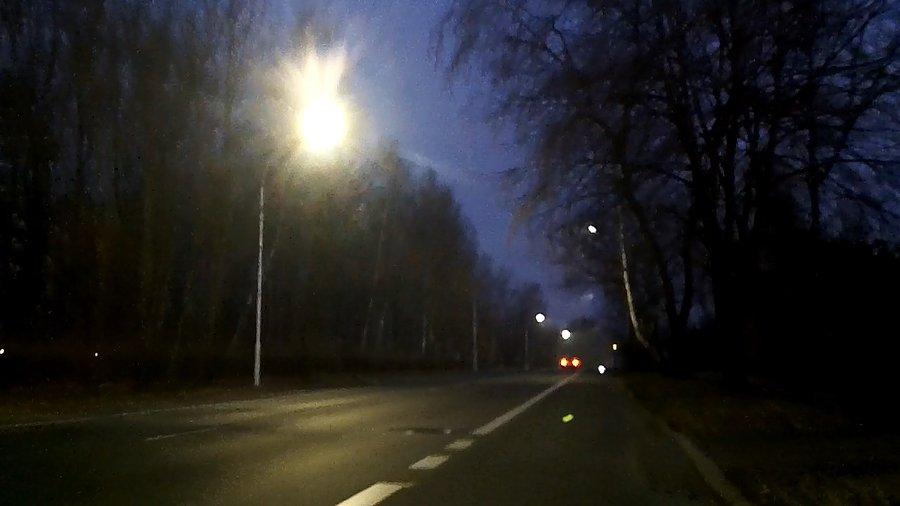 A tutaj pusto... niewiele samochodów, ludzi, rowerzystów nie ma