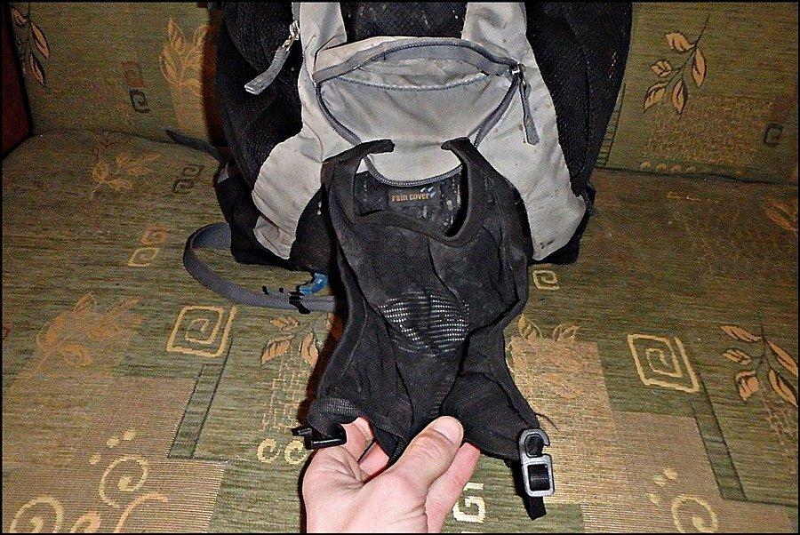 Deuter Race EXP Air 2009- schowek na siatkę i sama siatka do mocowania kasku na zewnątrz plecaka