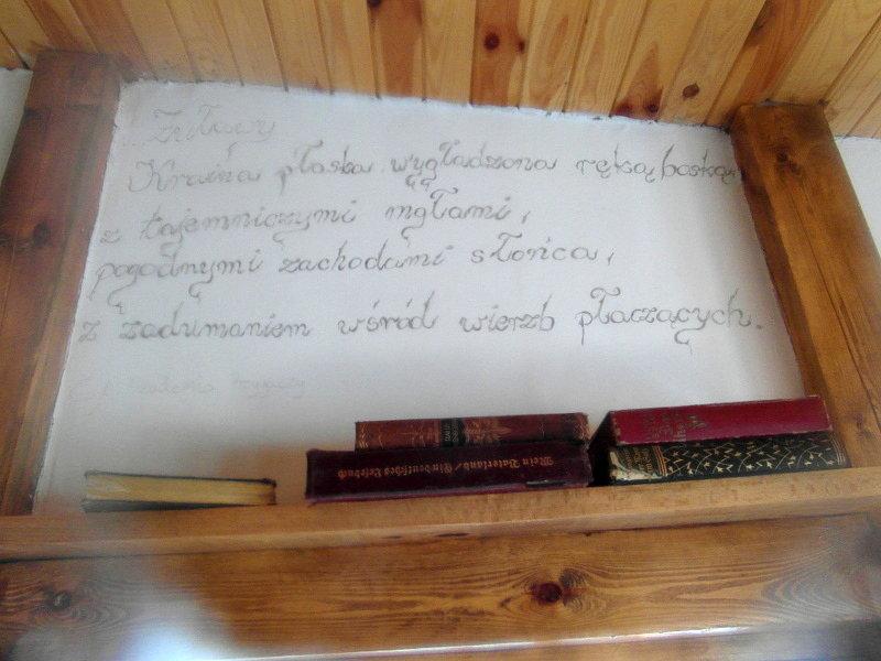 Pamiątki w Dawnej Wozowni w Miłoradzu
