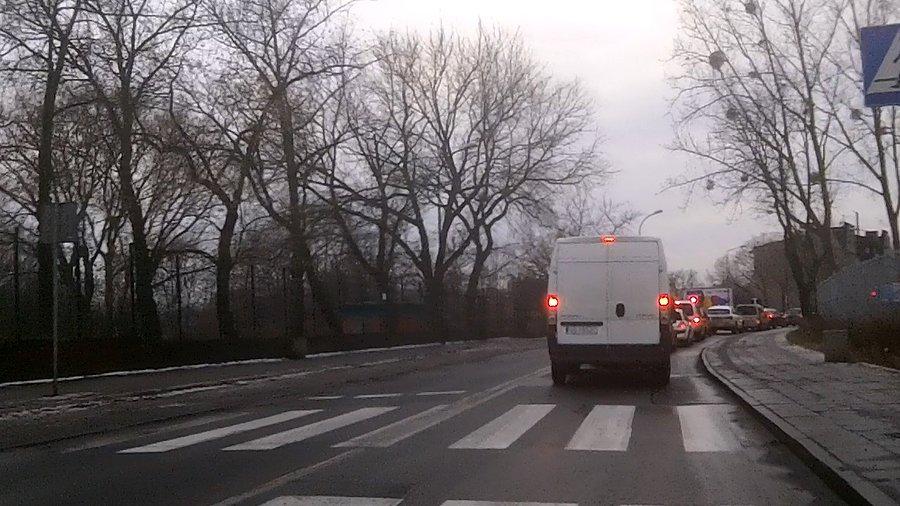 Zamknięty przejazd kolejowy