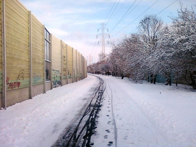 DDR wzdłuż Włókniarzy