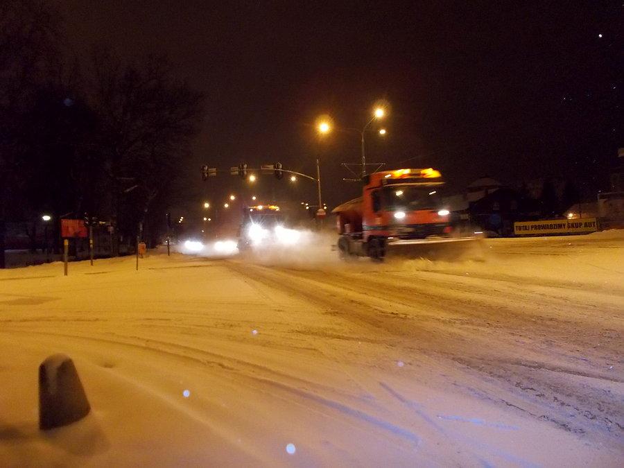 Śniegiem sypnęło wieczorem