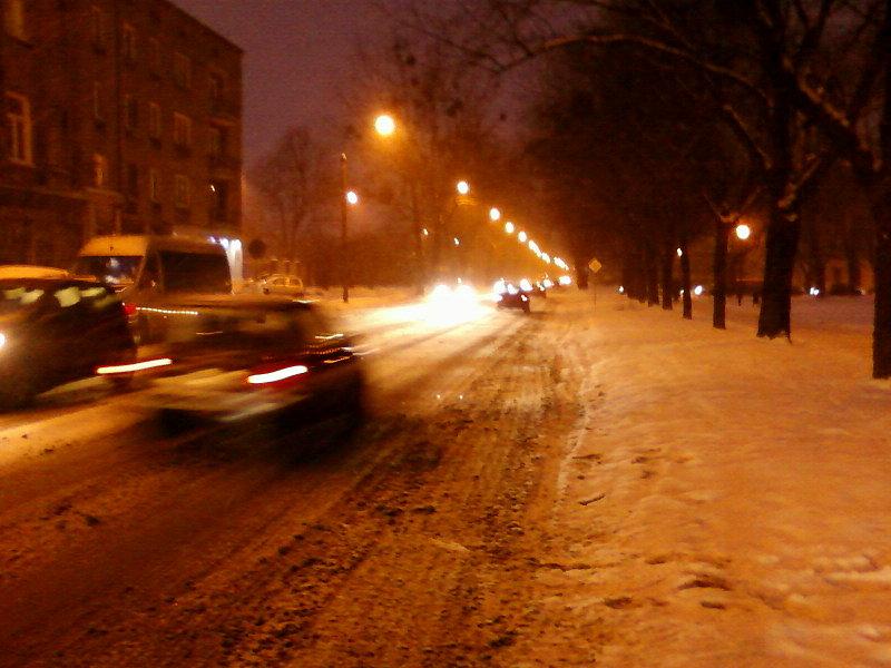 Pas rowerowy na Lutomierskiej
