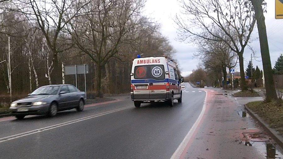 Kartetka gdzieś pędzi