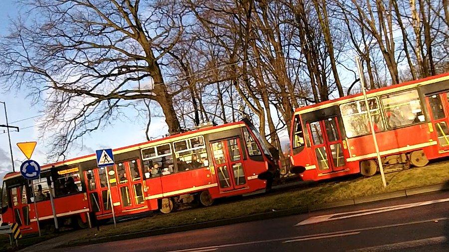 Tramwaj :) rzadko go spotykam