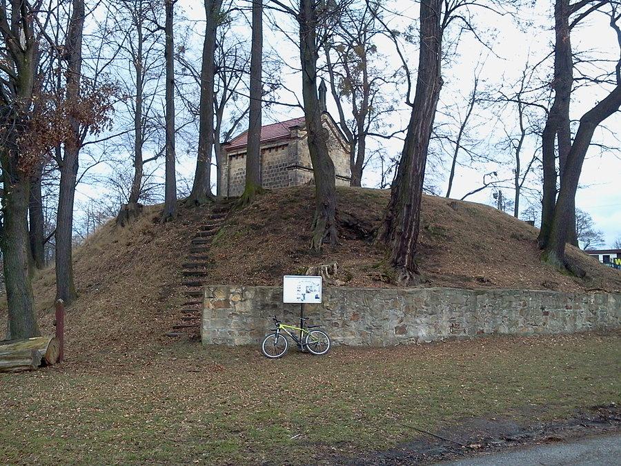 Gródek średniowieczny w Bełku
