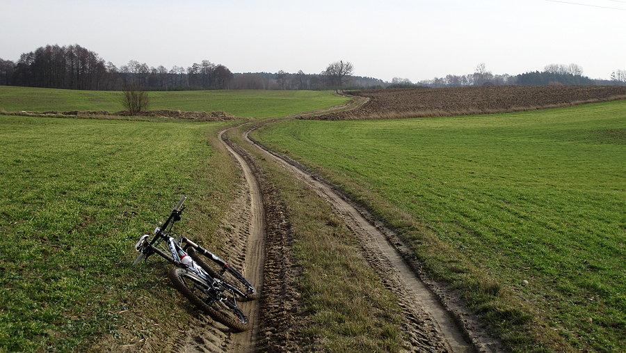Polne MTB. Tu wiatr dawał popalić