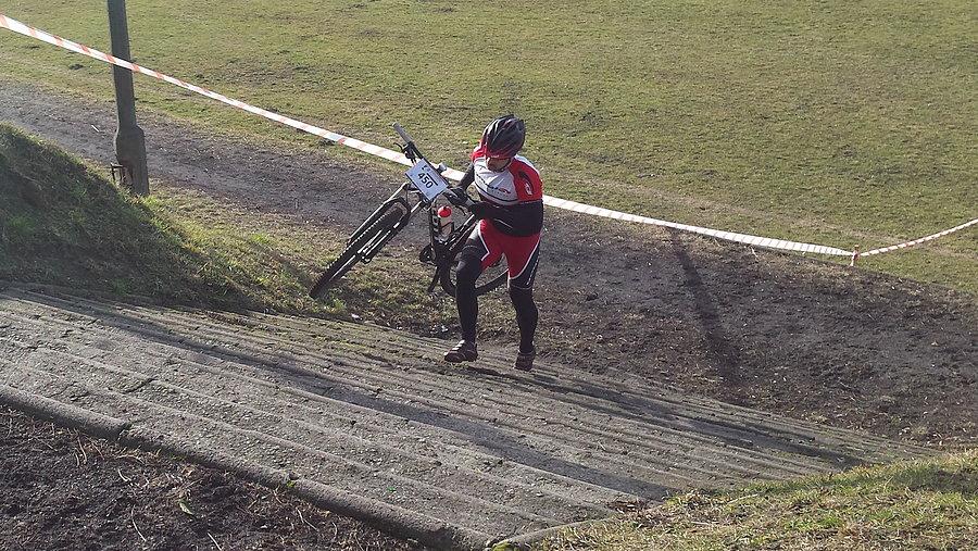 Bieganie po schodach szło sprawnie :)