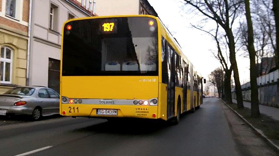 Po raz drugi mnie wyprzedza