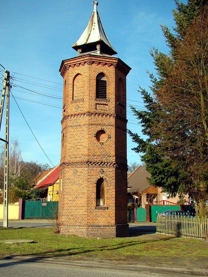 Dzwonnica z 1898 roku w Kozich Dołach