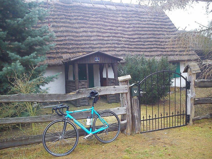 Gdzieś koło Krynicy Zbąskiej