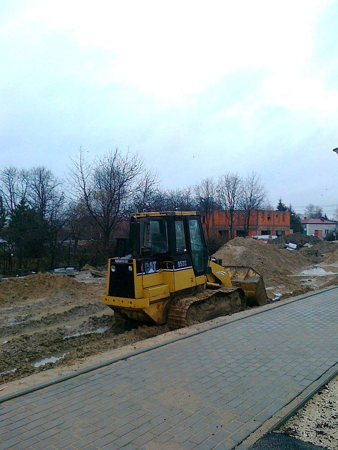 Maszyny topią się w błocie