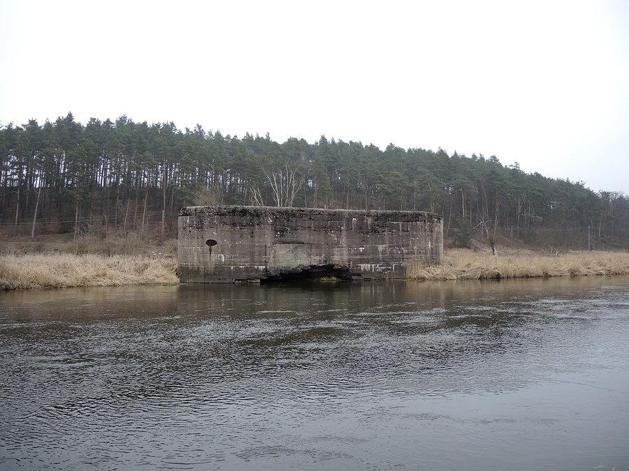 Widok na jaz po stronie północnej