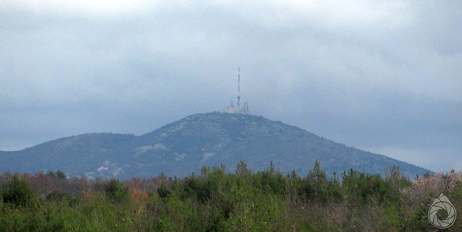 A z przodu górki