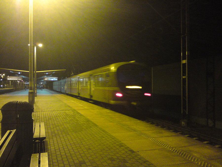 Wjeżdżający regio rel. Kędzierzyn-Koźle - Wrocław Główny