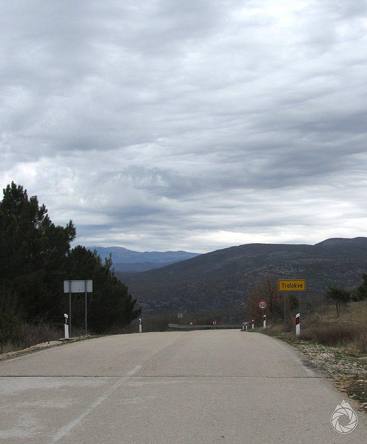 Przełączka nad Trolokove