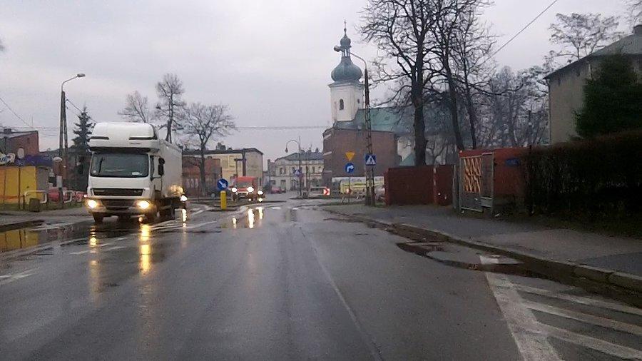 Wyjątkowo mało samochodów w centrum Kochłowic
