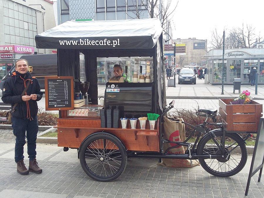 Kawowóz Bike Cafe w częstochowskich Alejach