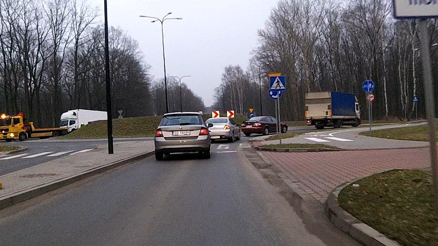 Na rondzie w Zabrzu... coś się rozkraczyło