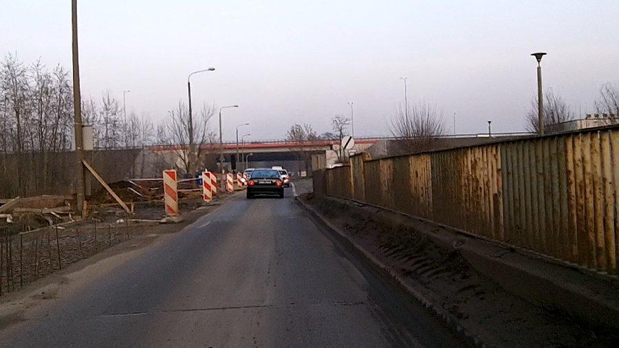 Zbrojenia powoli rosną
