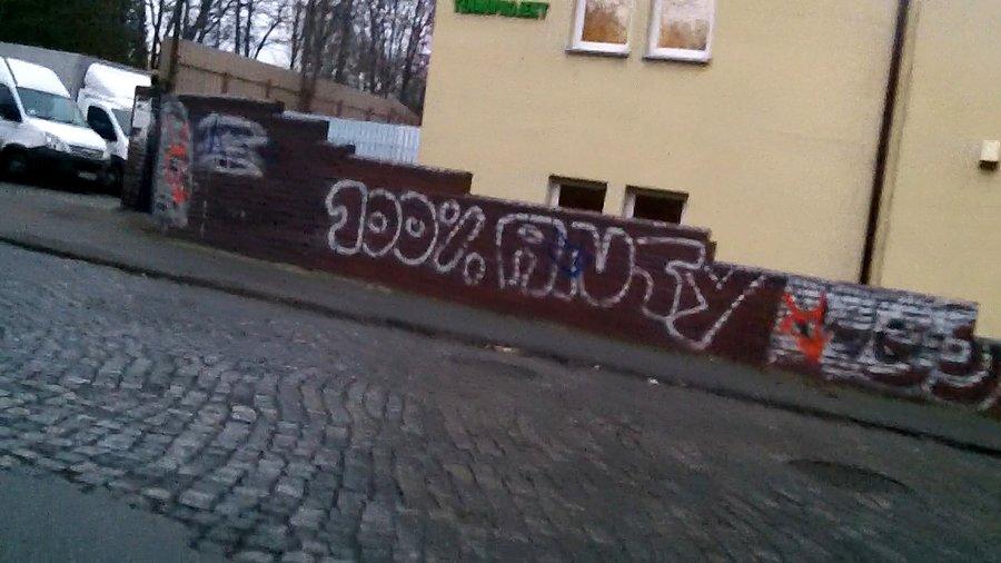 Fragment szlaku rowerowego w rudzie... po kostce