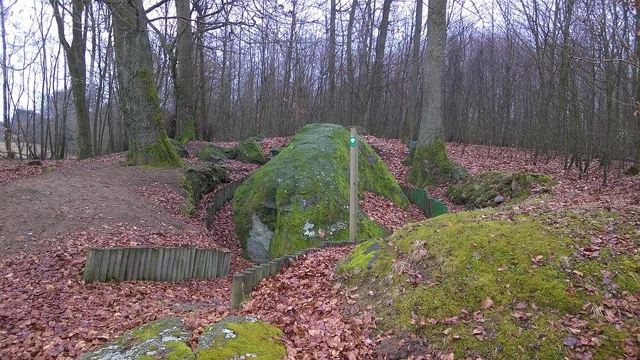 Głaz Tempelburg 53°31'26.9"N 16°12'08.7"E