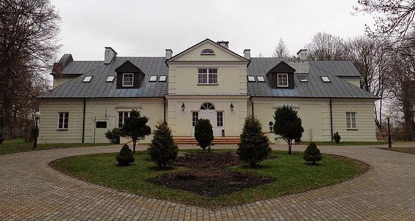 Dwór w Roskoszy