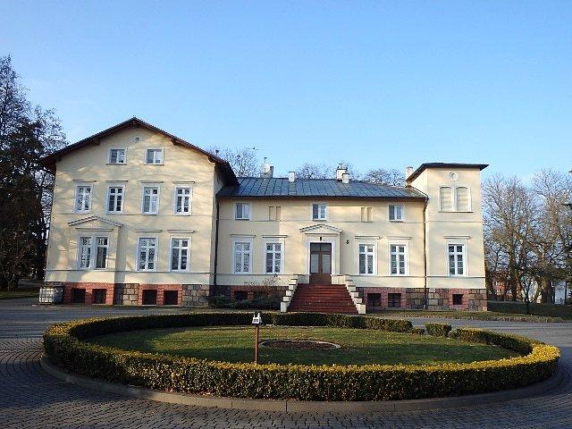 Neorenesansowy dwór w Wojnowie i