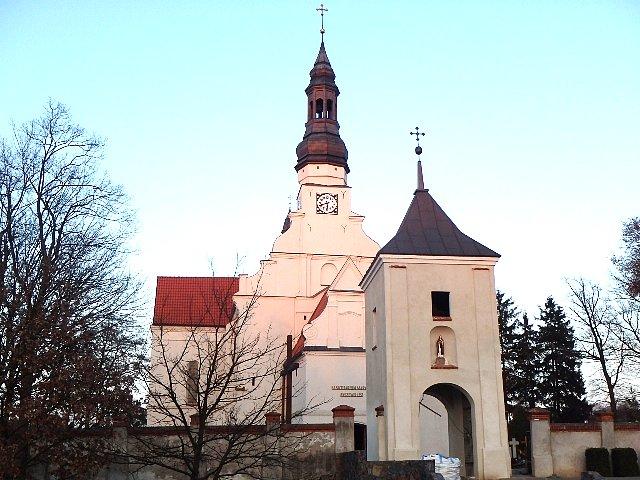 Sanktuarium Maryjne i kościół p.w. Świętej Trójcy w Byszewie
