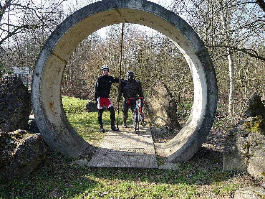 Waldkampfbahnrunde przez Neandertal