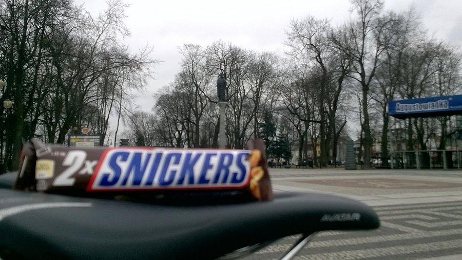 Jak co roku, snickers z Zygmuntem