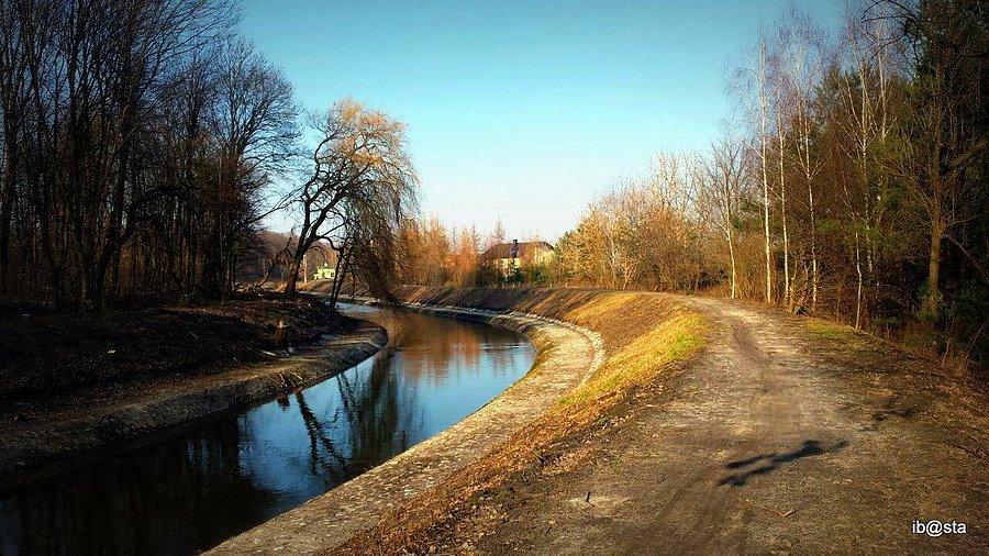 Czyżby miał być ciąg dalszy ścieżki na wale ?