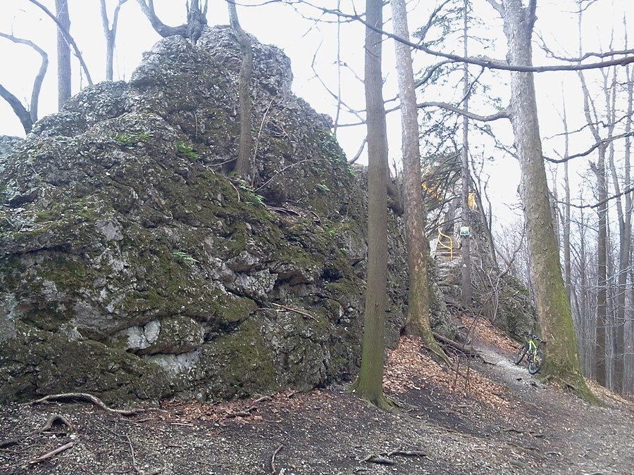 Skałki Raskuv kamen