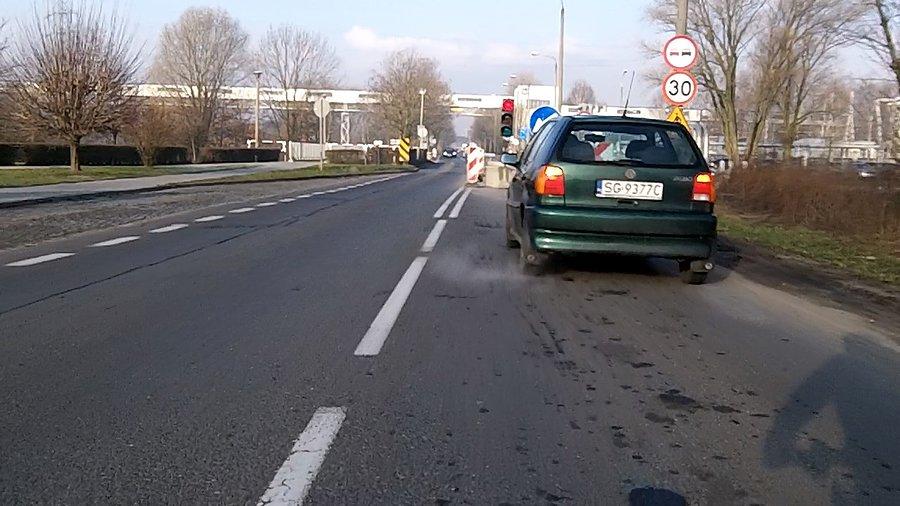Kolejka przed wahadłem... dzisiaj wyjątkowo krótka
