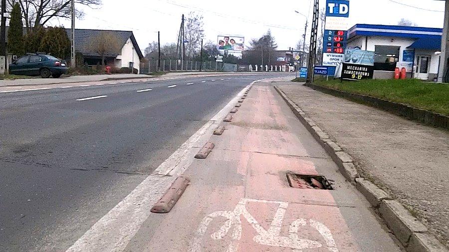 Dziura w DDRce w Kochłowicach