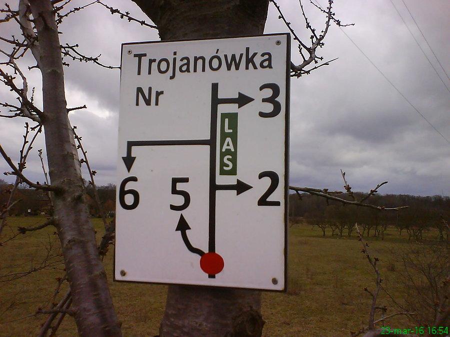 Najmniejszy plan miejscowości, jaki widziałem. Całość leży pośrodku niczego. :)