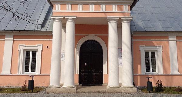 Biała Podlaska. Dawny szpital miejski i klasztor Szarytek