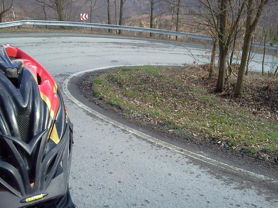 Podjazd z Hradca do Domoradovic