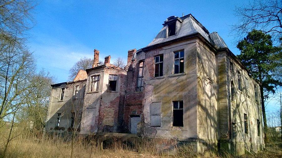 Pałac Lesięciński od tyłu