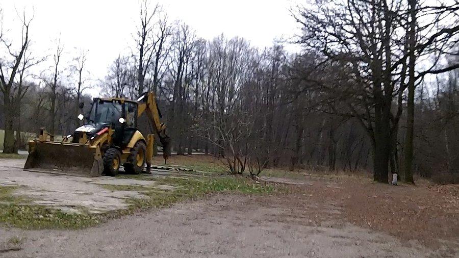 Coś się dzieje