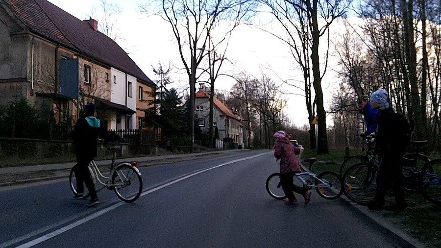 Za mną jechał motocykl... a za nim samochód