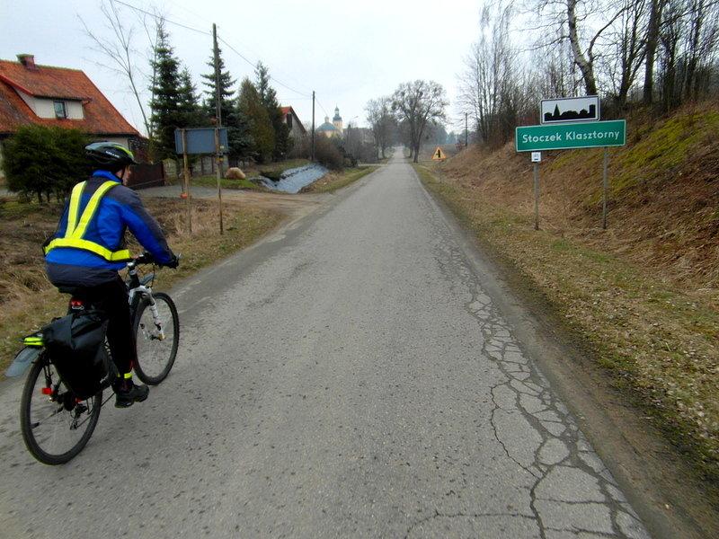 Szlak Green Velo -z Lidzbarka Warmińskiego do Bartoszyc - wjazd do Stoczka Kalsztornego