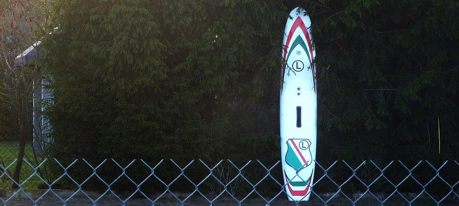 Totem w Tułowicach. "eLka w kółeczku się mieni..."