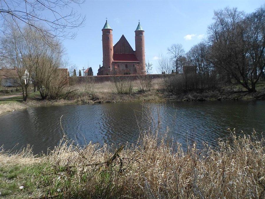 Kościół za wodą