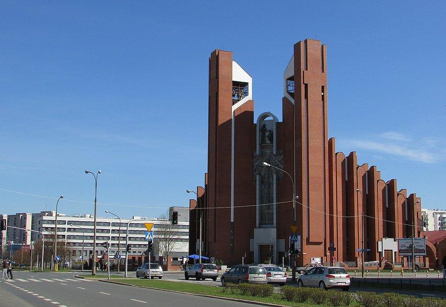 Ursynów - kościół św. Tomasza Apostoła