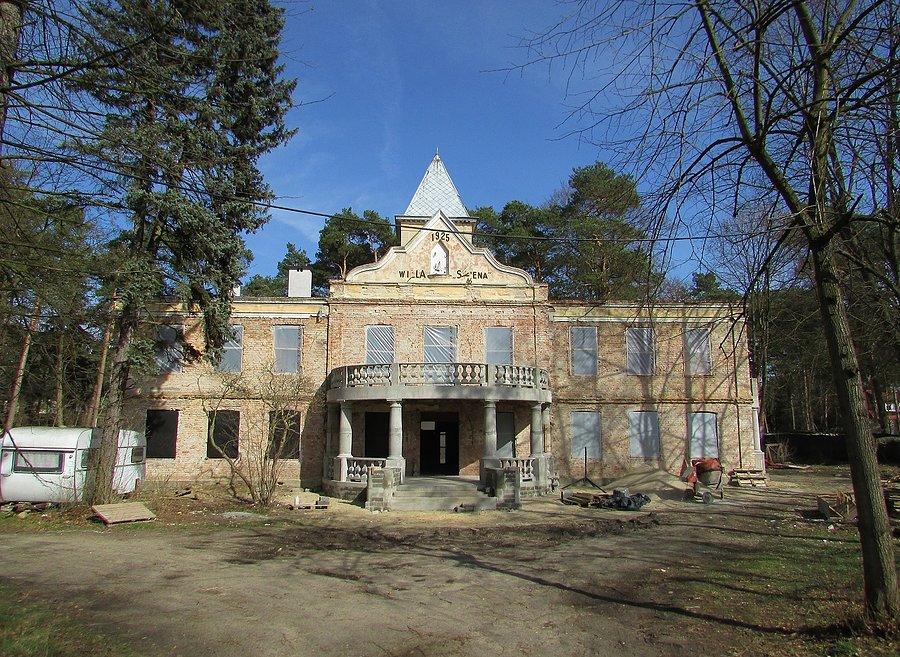 Skolimów - Willa Syrena