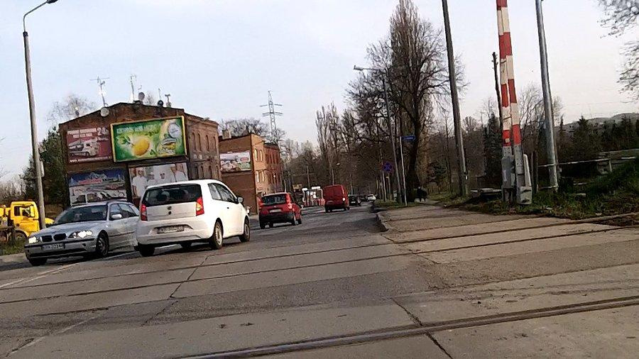 Przejazd kolejowy na Wirku