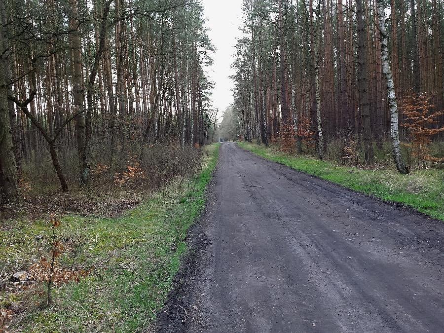 Niewyremontowana rowerostrada - dojaz pożarowy nr.18