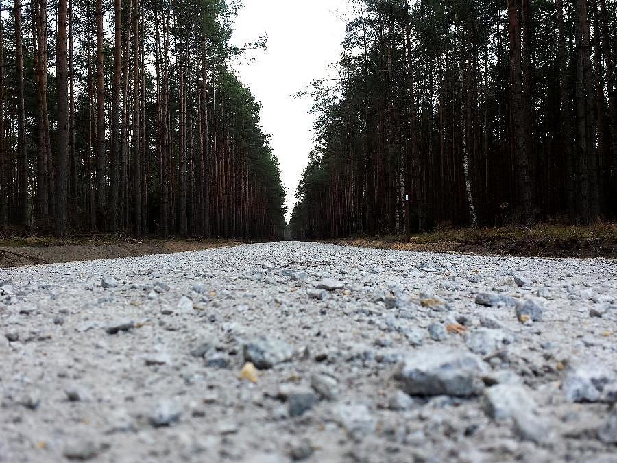 Wyremontowana rowerostrada - dojazd pożarowy nr.18