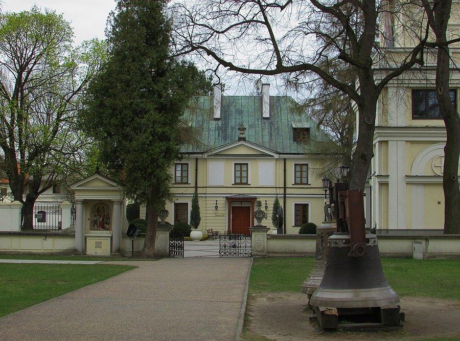 Wilanów - plebania kościoła św. Anny